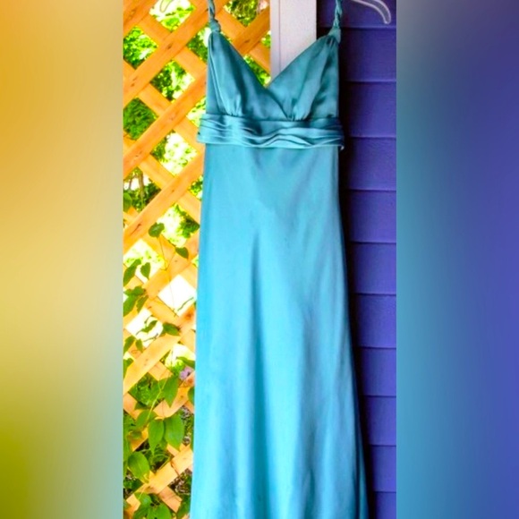 David's bridal, size 5- in"Pool" - Picture 2 of 2